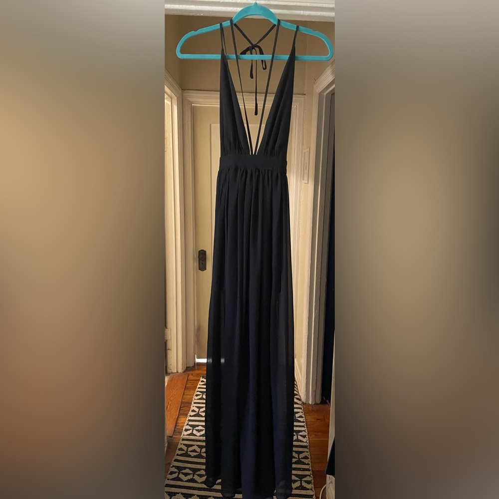 Miss Avenue Black Pleated Maxi Skirt for Cocktail